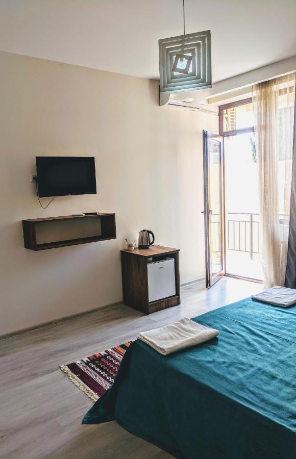 Hotel 5 Rooms Tbilisi Exterior photo